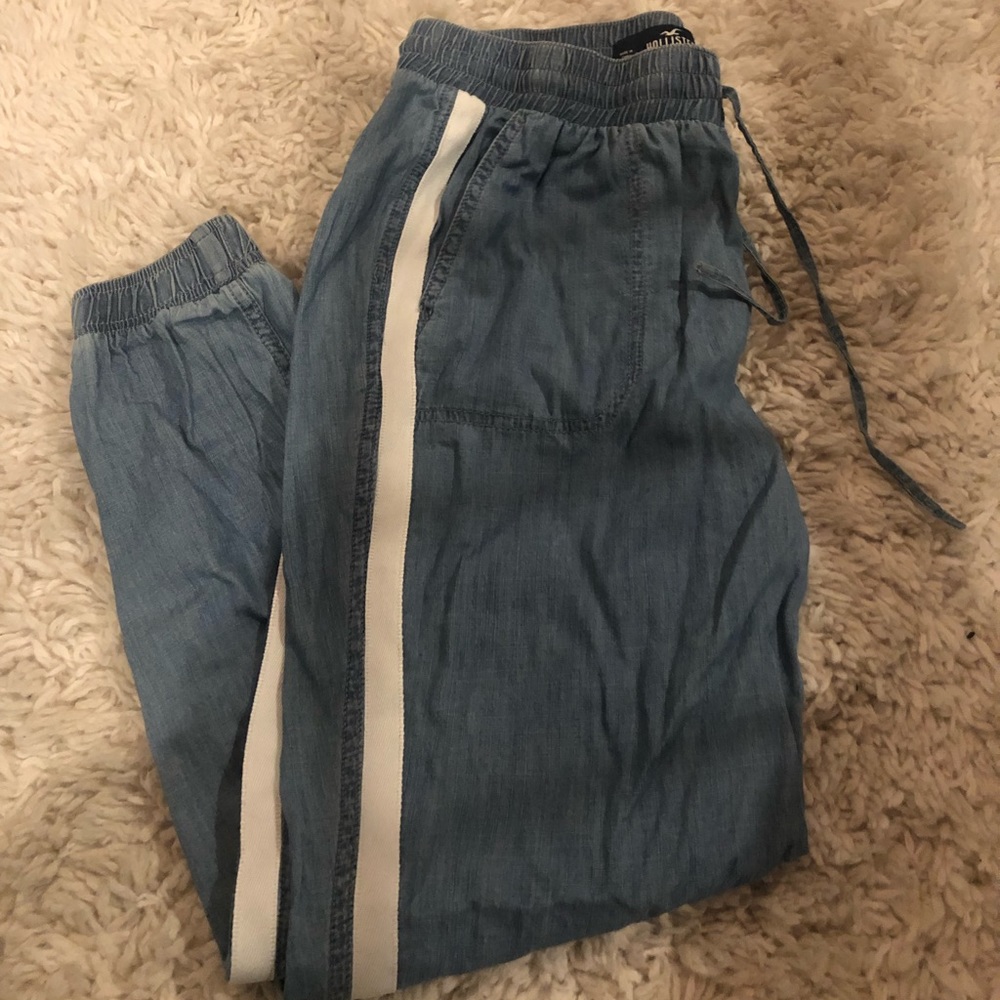 hollister jean joggers